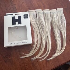 Hotheads Tape-In Hair Extensions - Blonde